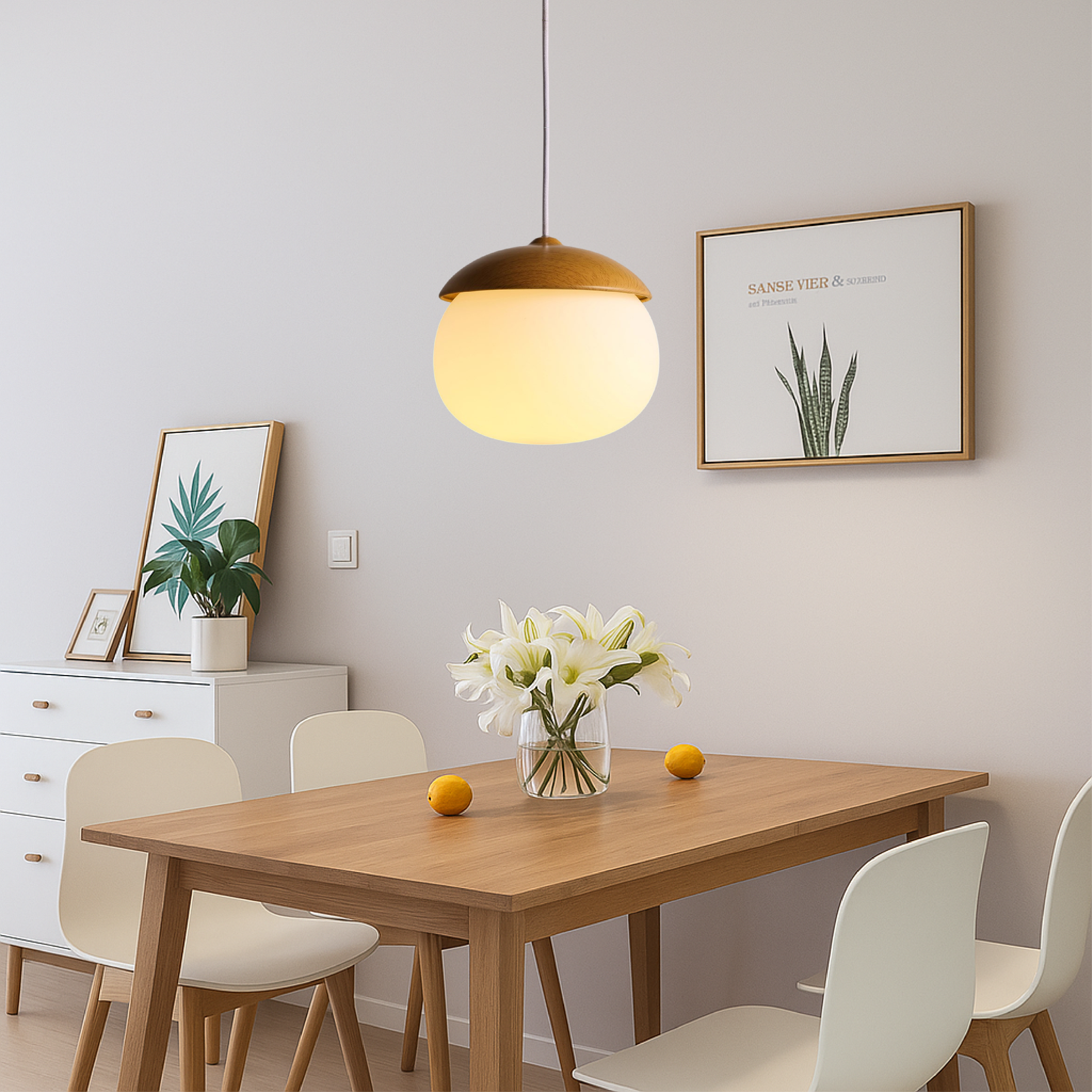Nordische Pendelleuchte aus Holz
