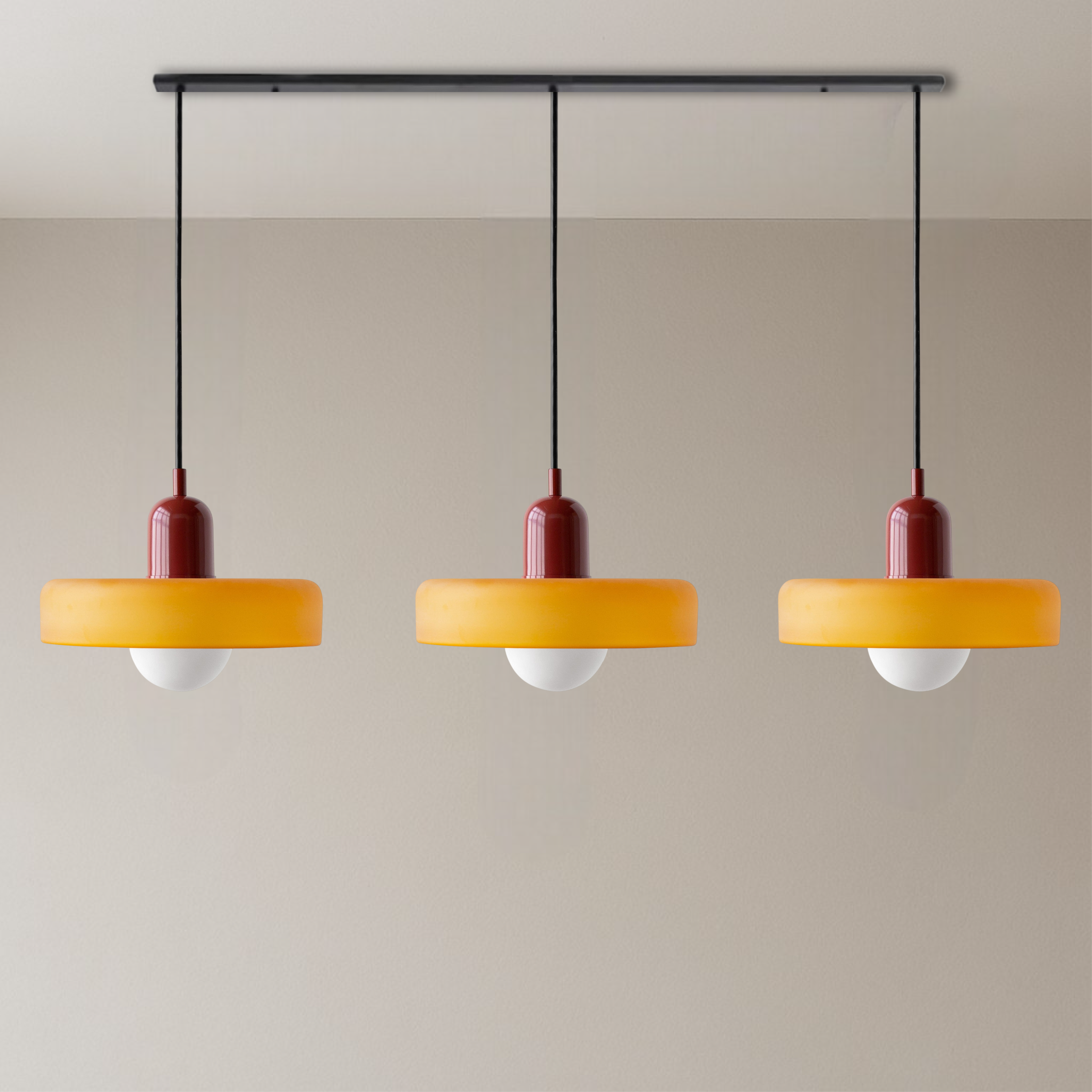 3-köpfige Bauhaus-Pendelleuchte aus farbigem Glas
