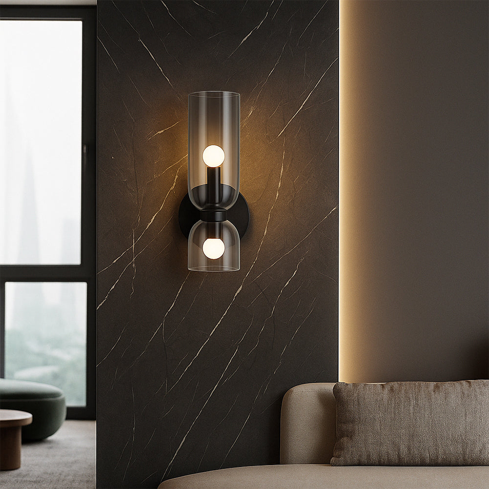 Kreative Wandleuchte aus Glas