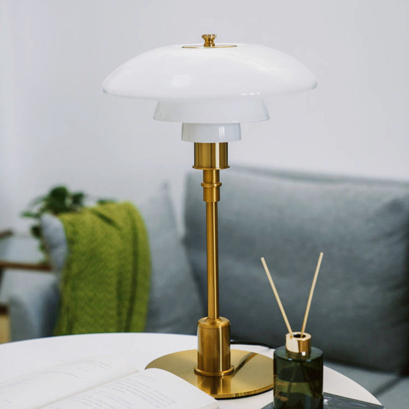 Dänische Designer-Tischlampe