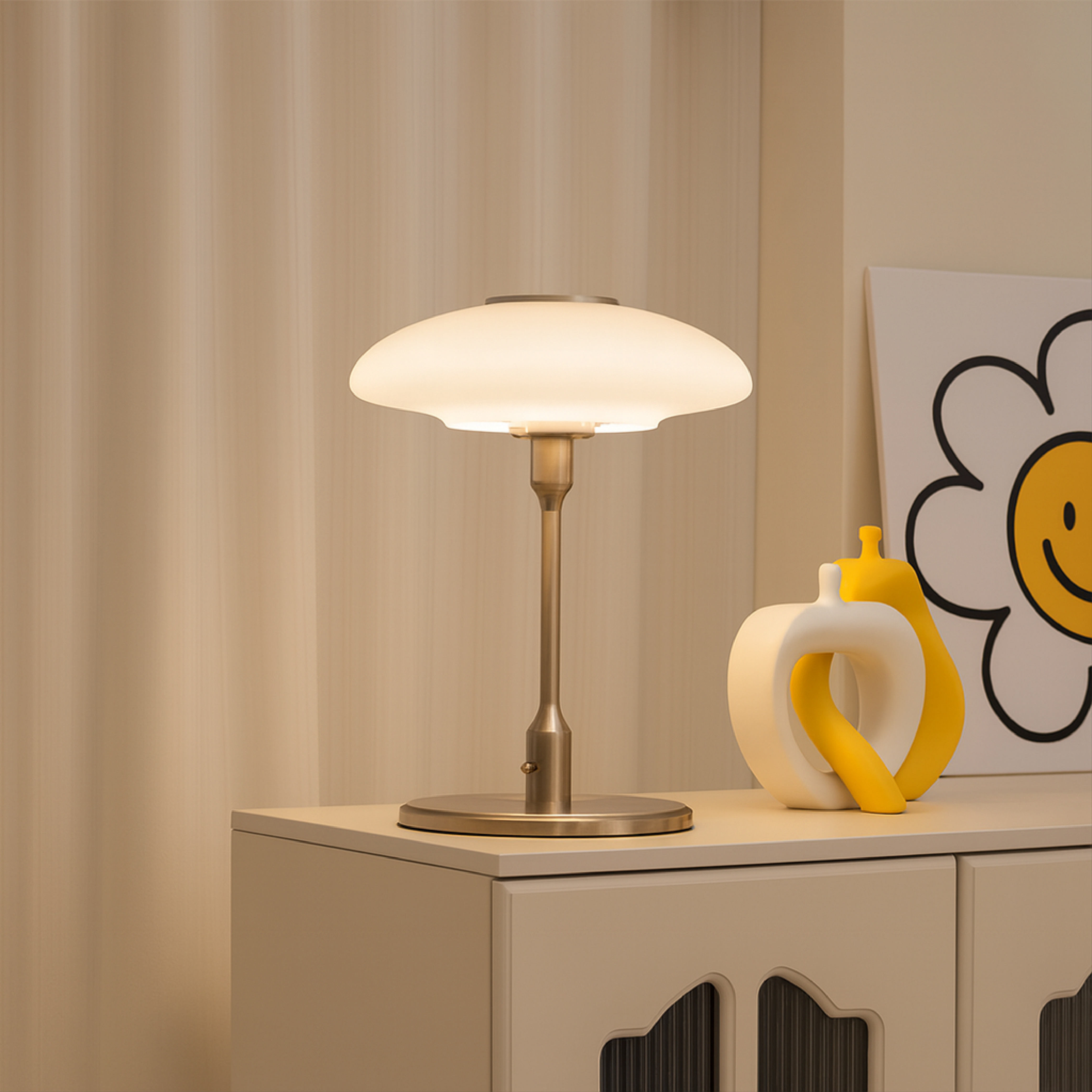Schwedische Designer-Tischlampe