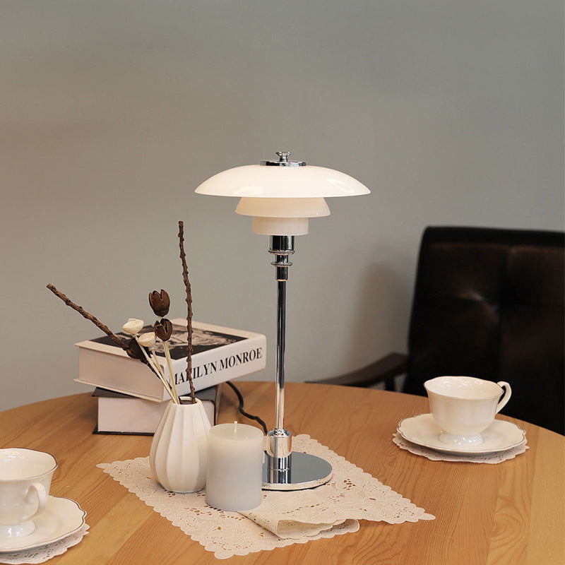 Dänische Designer-Tischlampe