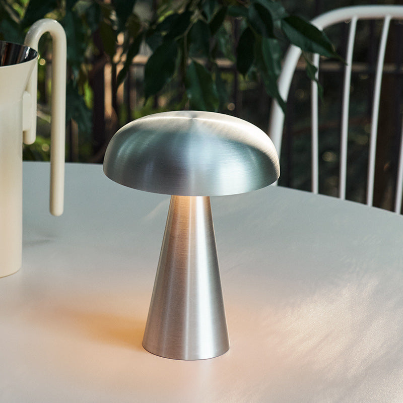 Nova's Tischlampe