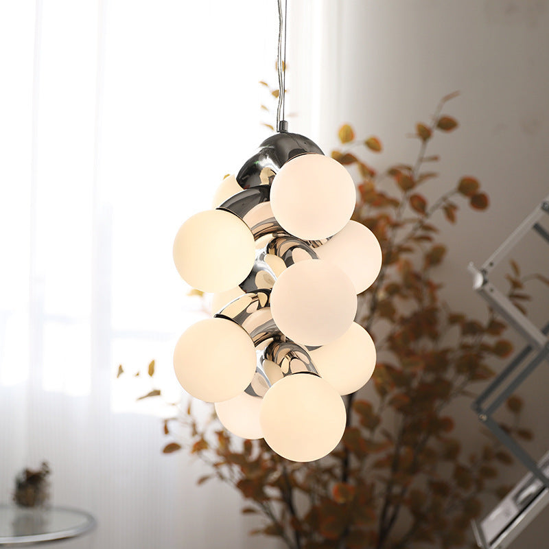 Jaki's Pendelleuchte im Bauhausstil