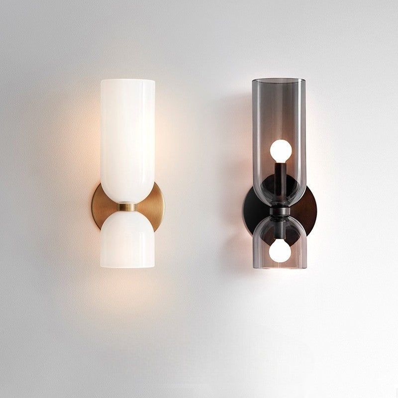 Kreative Wandleuchte aus Glas