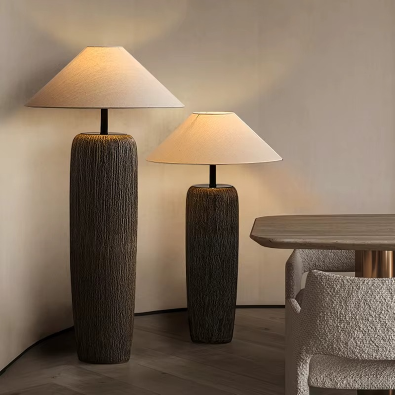 Stehlampe aus Keramik