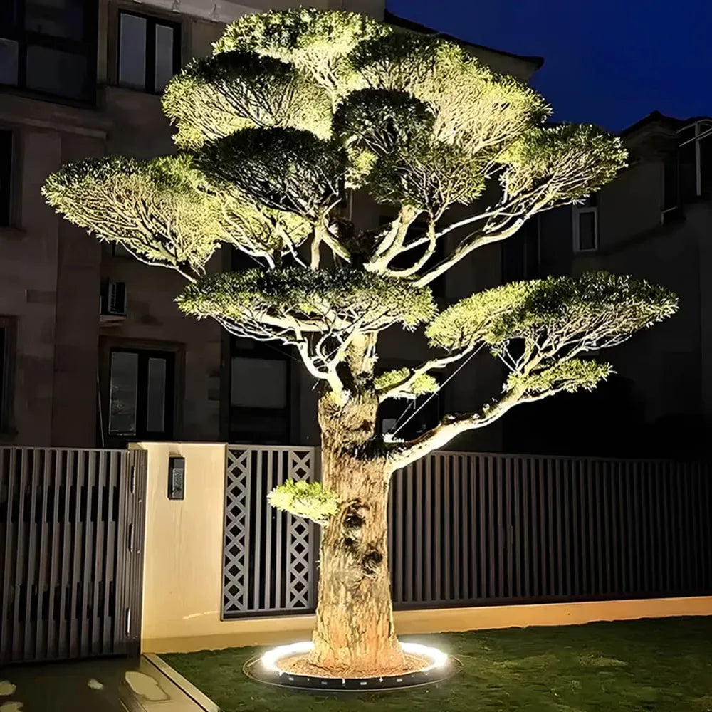 AUSSENSTRAHLER FÜR BAUM