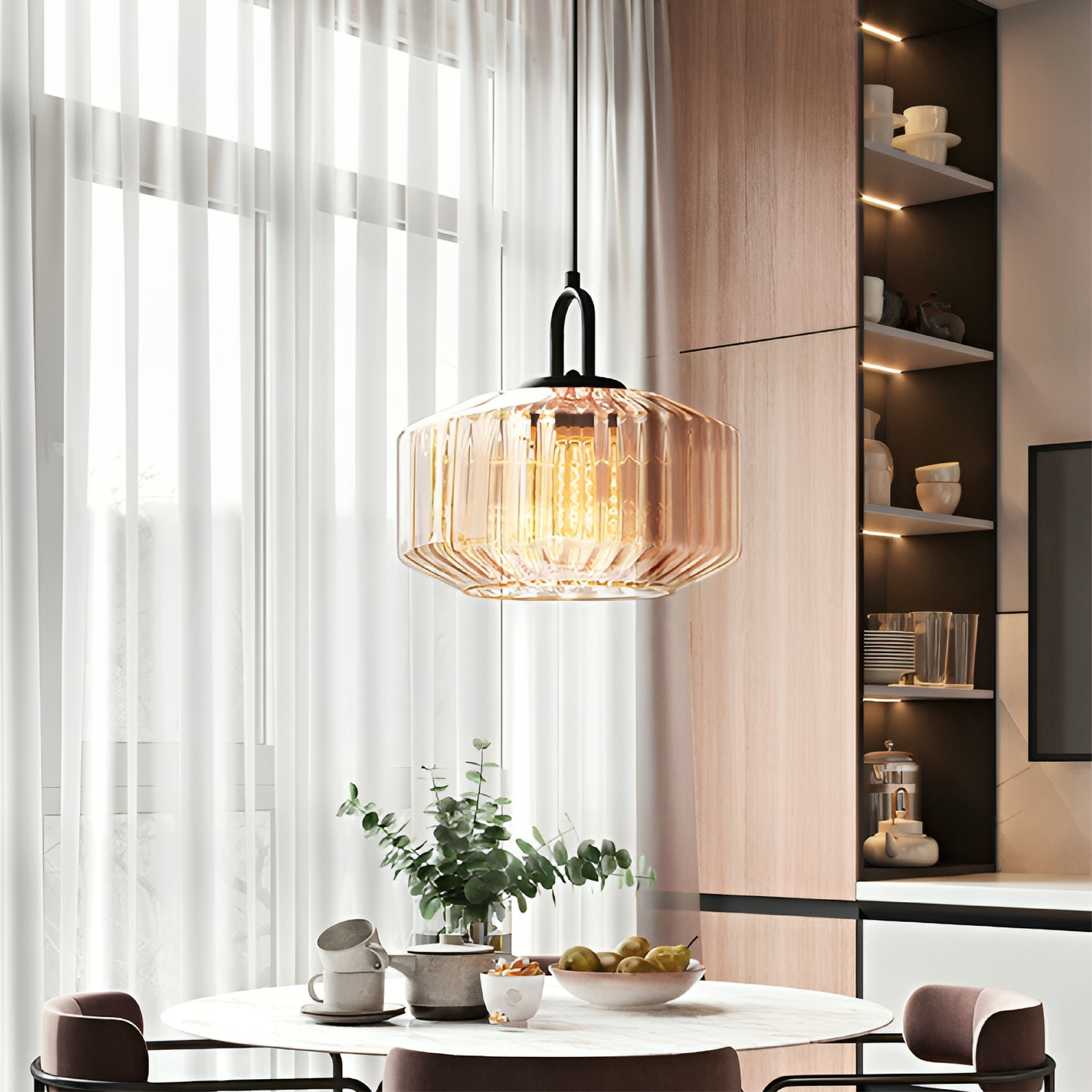 Pendelleuchte aus farbigem Glas